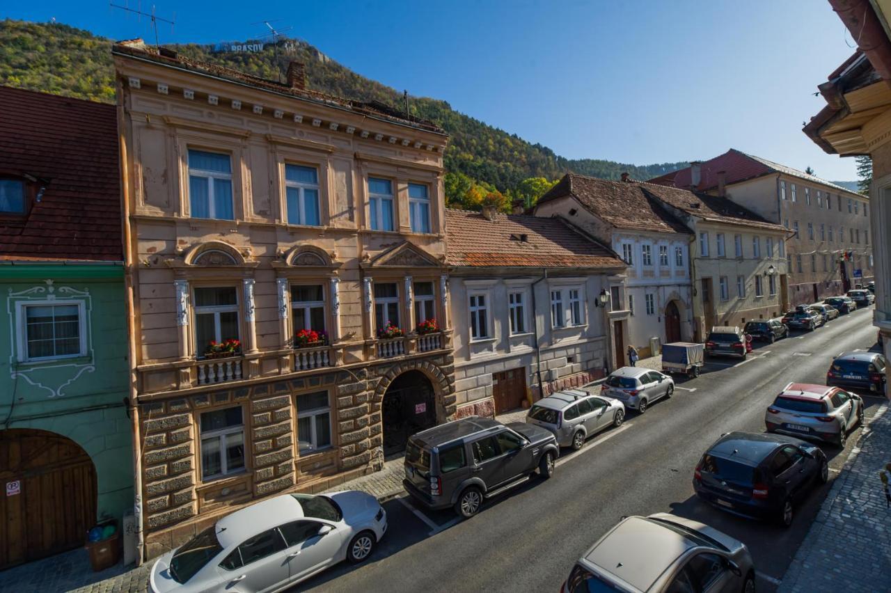 Superb Historical Center Brasov Apartment Exterior photo
